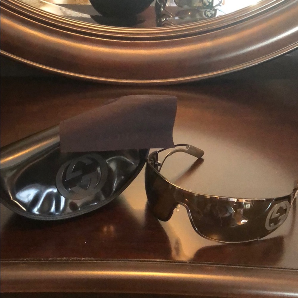 Gucci sunglasses